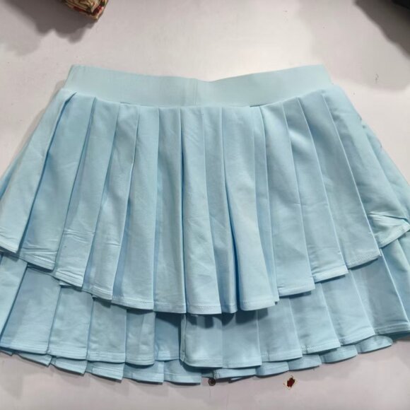 🎾 CHIC TENNIS SET! - Picture 2 of 3